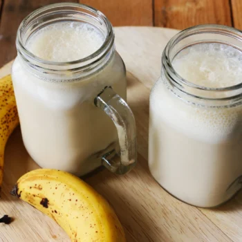 BANANA LASSI