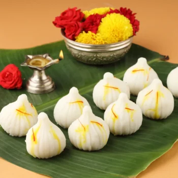 KAJU MODAK